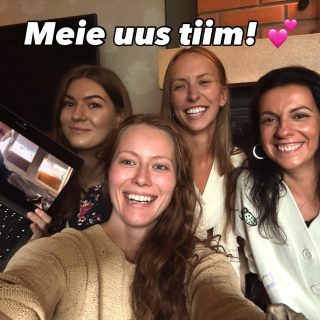 MEIE UUS TIIM! 💕💕
Saage tuttavaks - minu kõrval on nüüd selline võrratu naiskond!! 🥹🙏🏼🙏🏼

Olen nii kaua seda kõike üksi vedanud - see on olnud väga õpetlik aeg. Ja ehk eelkõige õpetanudki just seda, et koos on lihtsam! Ja abi peab küsima, kui on raske. 
Abi sai küsitud ja ei tea kuidas, aga mulle on kingitud kõrvale ääretult suure südame, kaunite väärtuste ja vägevate oskustega naised! Olen nii tänulik ja elevil, et mis nüüd saama hakkab! 

Stay tuned - meil on nüüd eesotsas viis vägevat naist - Henessi, Berit, Marit, Merilin ja Hanna! 💪🏼💪🏼💪🏼💪🏼💪🏼

Pa. Endiselt on paljud saadetud ankeedid veel ootel ja mõned ametid veel selgumas - seda nüüd üheskoos paika hakkamegi loksutama! Niiet, meid on veel tulemas!! 🙌🏼
Olen väga tänulik kõigile, kes avaldasid soovi abistada ja kindlasti võtan kõigiga veel ühendust - kasvõi selle jaoks, et teid tänada! 🤍🤍